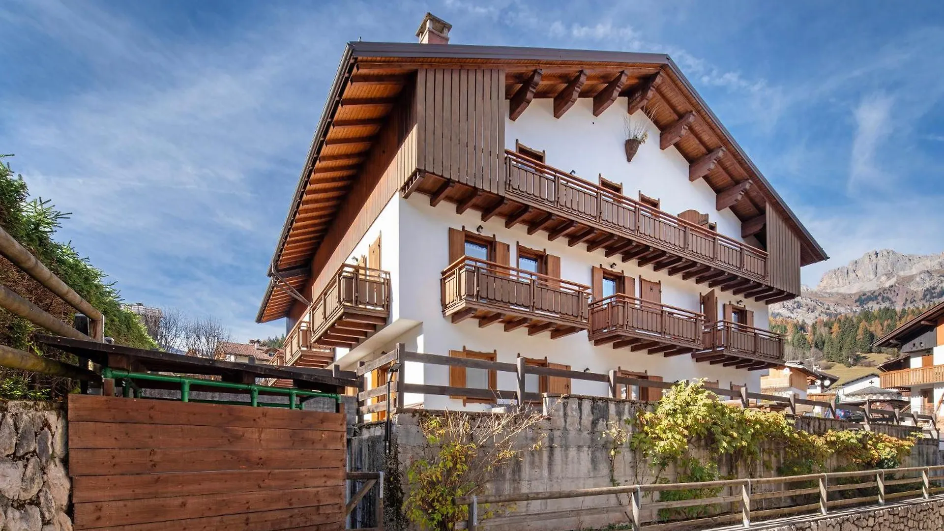 Residence Malibu Appartamento 3 فالكادي